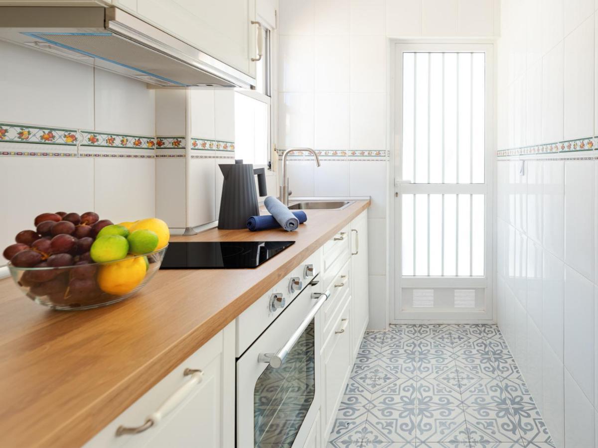 Casa Alegria Apartment With Pool Торевиеха Екстериор снимка