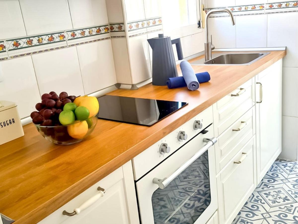 Casa Alegria Apartment With Pool Торевиеха Екстериор снимка