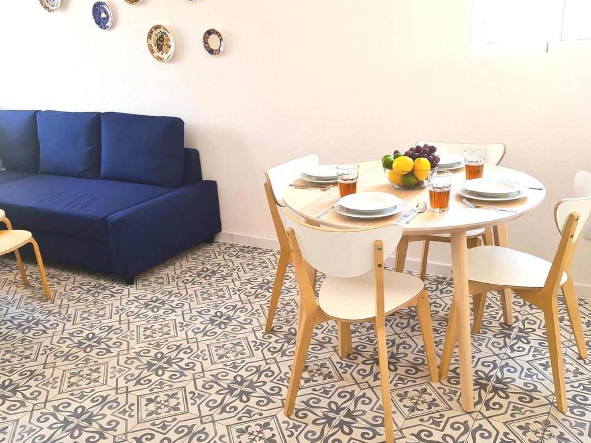 Casa Alegria Apartment With Pool Торевиеха Екстериор снимка