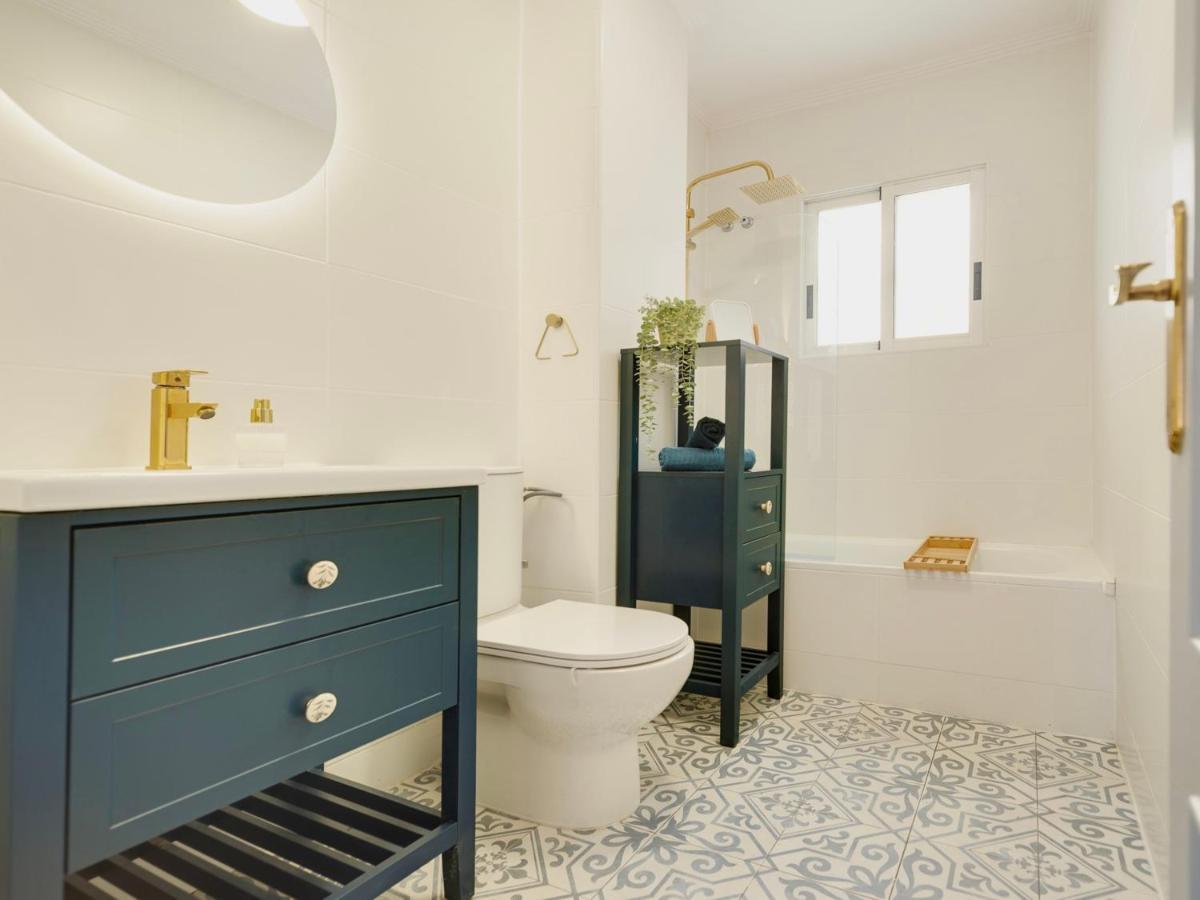 Casa Alegria Apartment With Pool Торевиеха Екстериор снимка